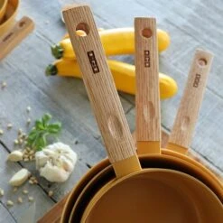 Casserole Ector Induction Aluminium Revêtu Manche En Bois 16 Cm Jaune 9 Casserole Ector Induction Aluminium Revêtu Manche En Bois 16 Cm Jaune -Peuyer Magasin 108002 2 1 Casserole Ector induction aluminium revetu manche en bois 16 cm jaune Ogo