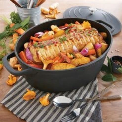 Cocotte Légère Ovale En Fonte D'aluminium 32 Cm 6,5 L Coloris Noir -Peuyer Magasin 203004 2 4 Cocotte legere ovale en fonte d aluminium 32 cm 6 5 L coloris noir Mathon