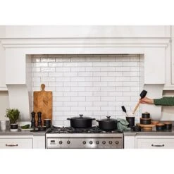 Le Creuset Cocotte Fonte Ovale 27 Cm Noir 7 Le Creuset Cocotte Fonte Ovale 27 Cm Noir -Peuyer Magasin 213195 2 2 Cocotte fonte ovale 27 cm noir Le Creuset