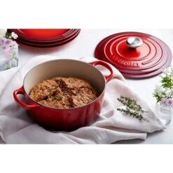 Le Creuset Cocotte Fonte Rond 20 Cm Cerise -Peuyer Magasin 213211 2 2 Cocotte fonte rond 20 cm cerise Le Creuset