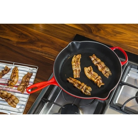 Le Creuset Grill Skillet Rond Fonte émaillée 23 Cm Cerise 3 Le Creuset Grill Skillet Rond Fonte émaillée 23 Cm Cerise – Image 2